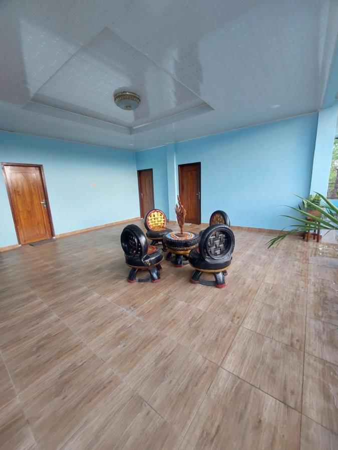 D'Ru Guest House Labuan Bajo Buitenkant foto
